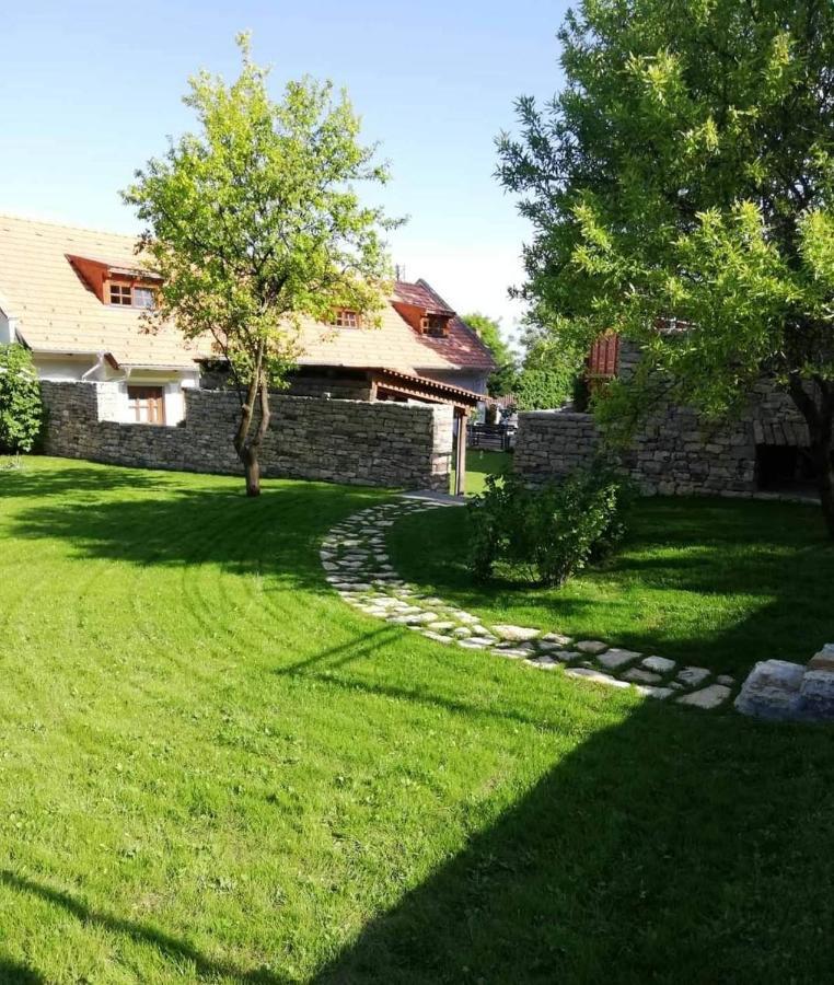 Aracsi Vendeghaz Hotell Balatonfüred Eksteriør bilde