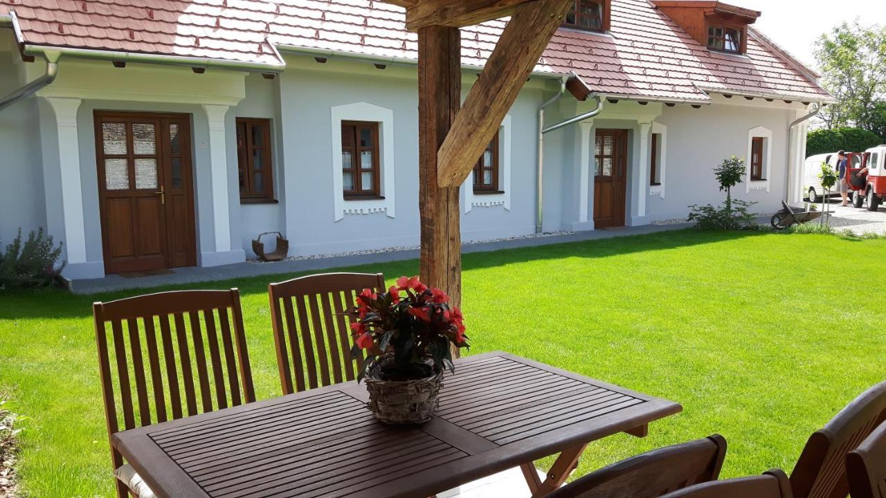 Aracsi Vendeghaz Hotell Balatonfüred Eksteriør bilde